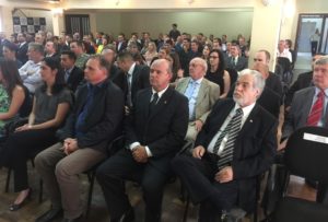 Auditório ficou lotado durante homenagens